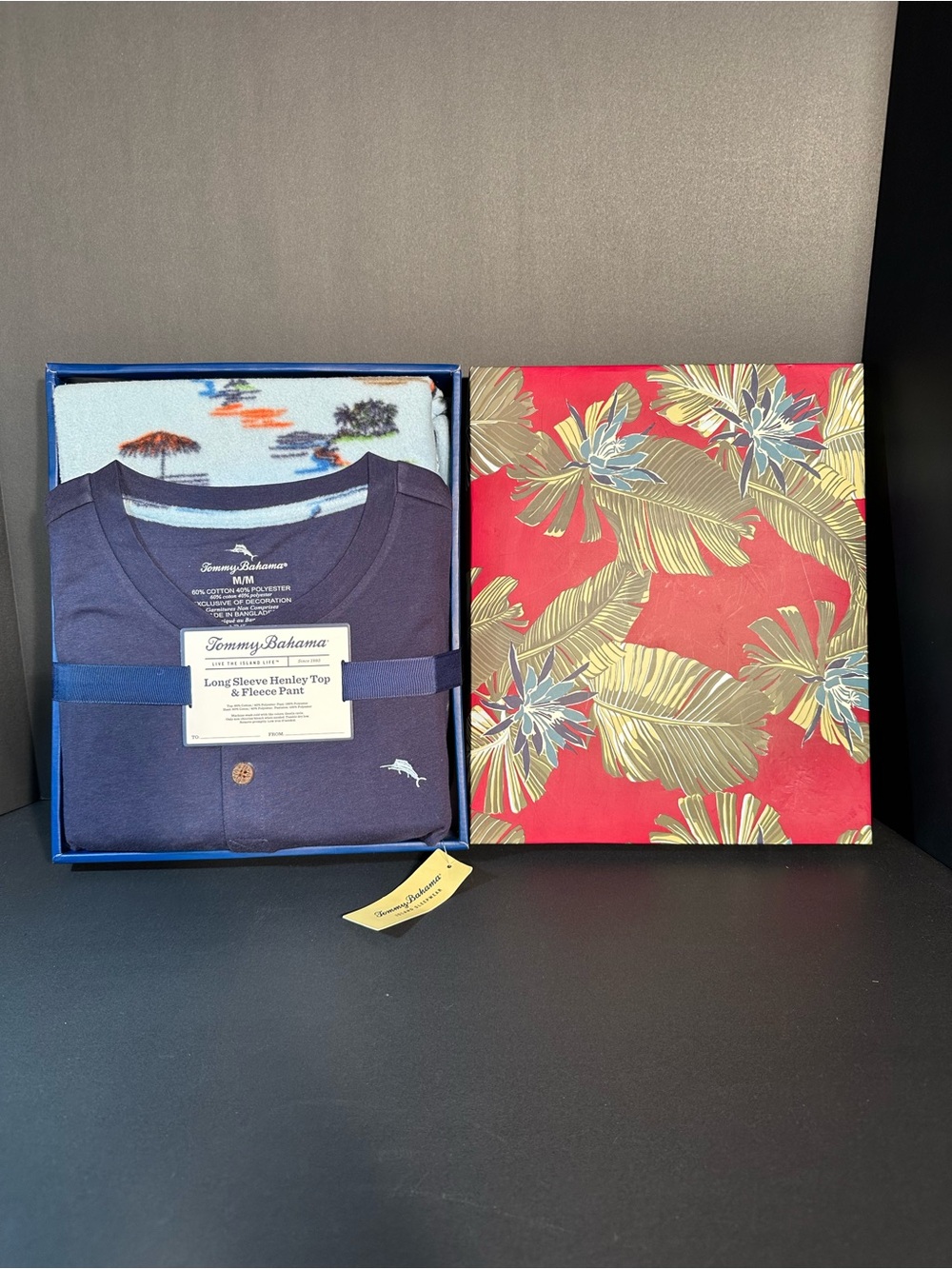 Tommy Bahama Island Sleepwear Men’s M Pajama Set  Lounge Top Pants NIB Navy